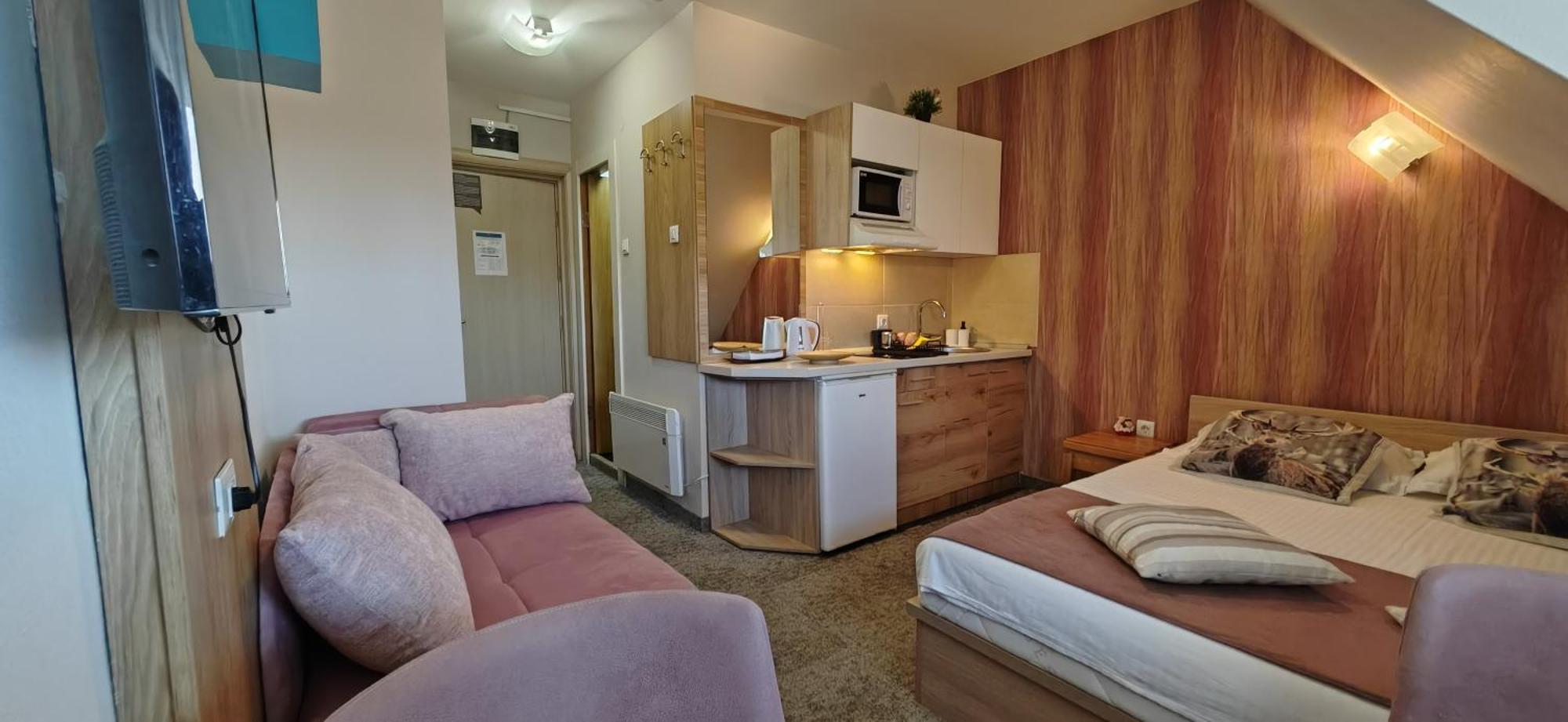 Apartments Kop Konaci كوباونيك الغرفة الصورة